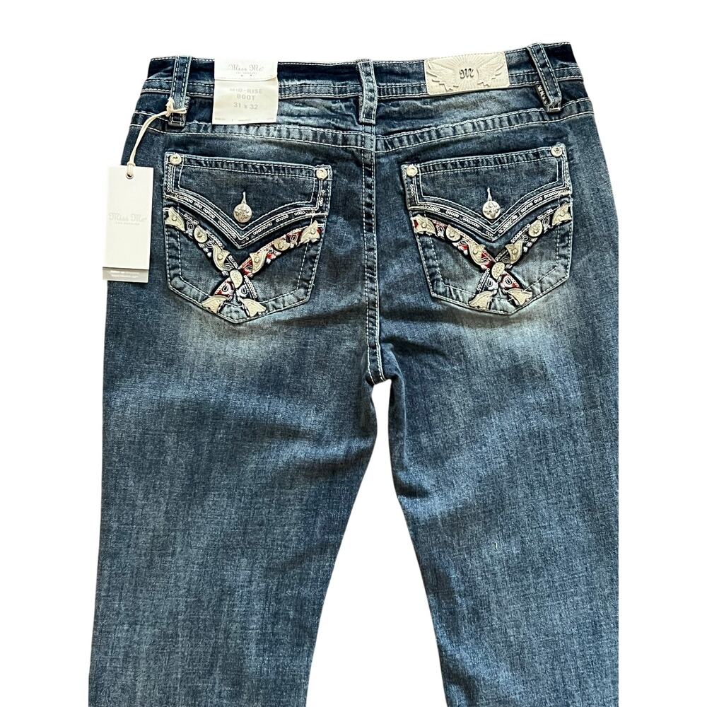 $129 NWT Miss Me Mid Rise Boot Cut Jeans Embroidered Paisley Sequins Sz 31